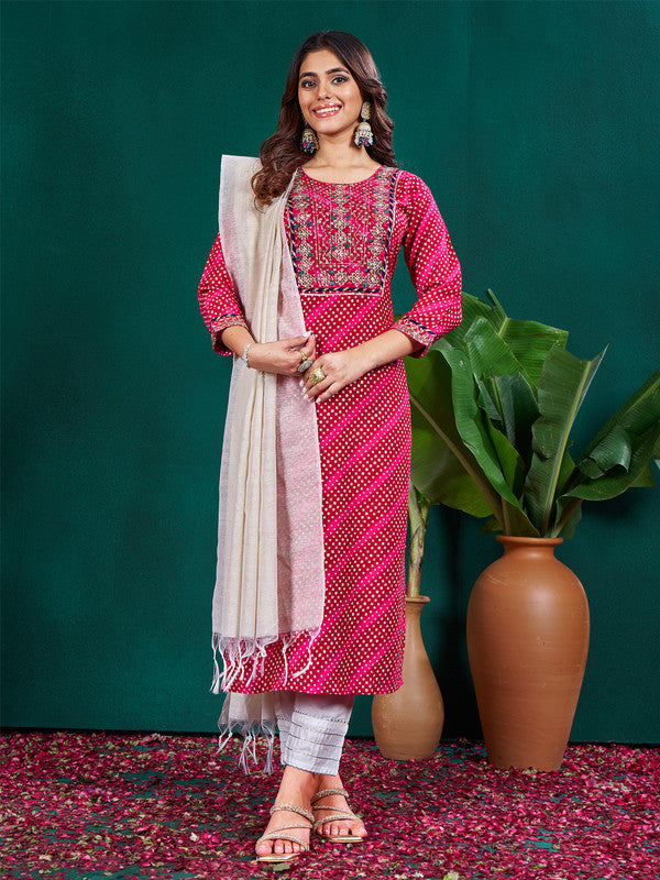 Women's Pink Rayon Pinted & Embroidery Kurta Set With Dupatta