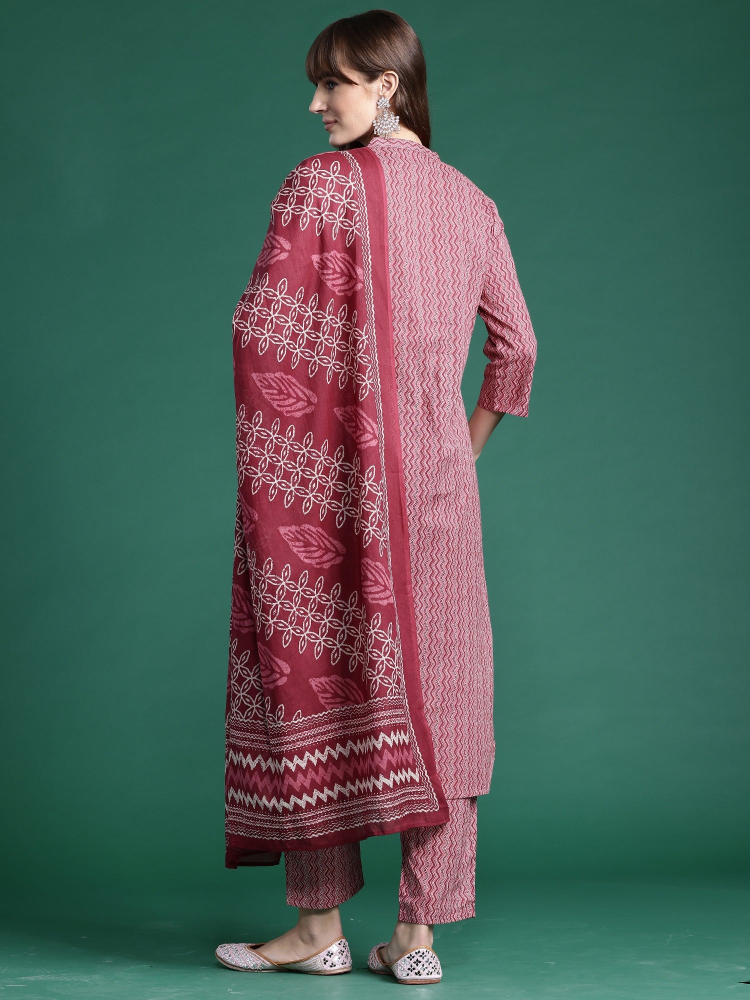 Women Pink Printed Straight Kurta Trousers With Dupatta Set WomensFashionFun