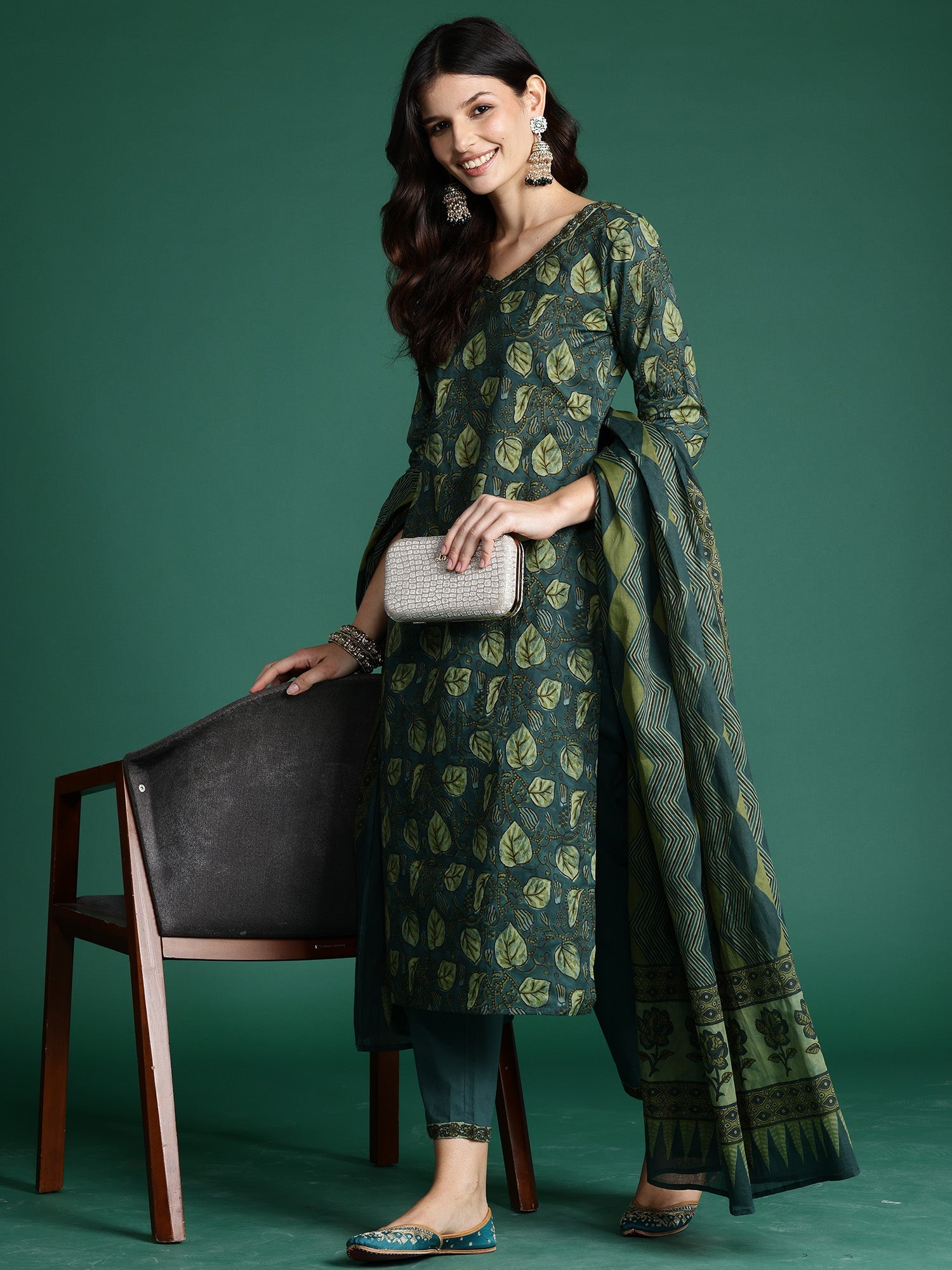 Women Green Printed Straight Kurta Trousers With Dupatta Set WomensFashionFun