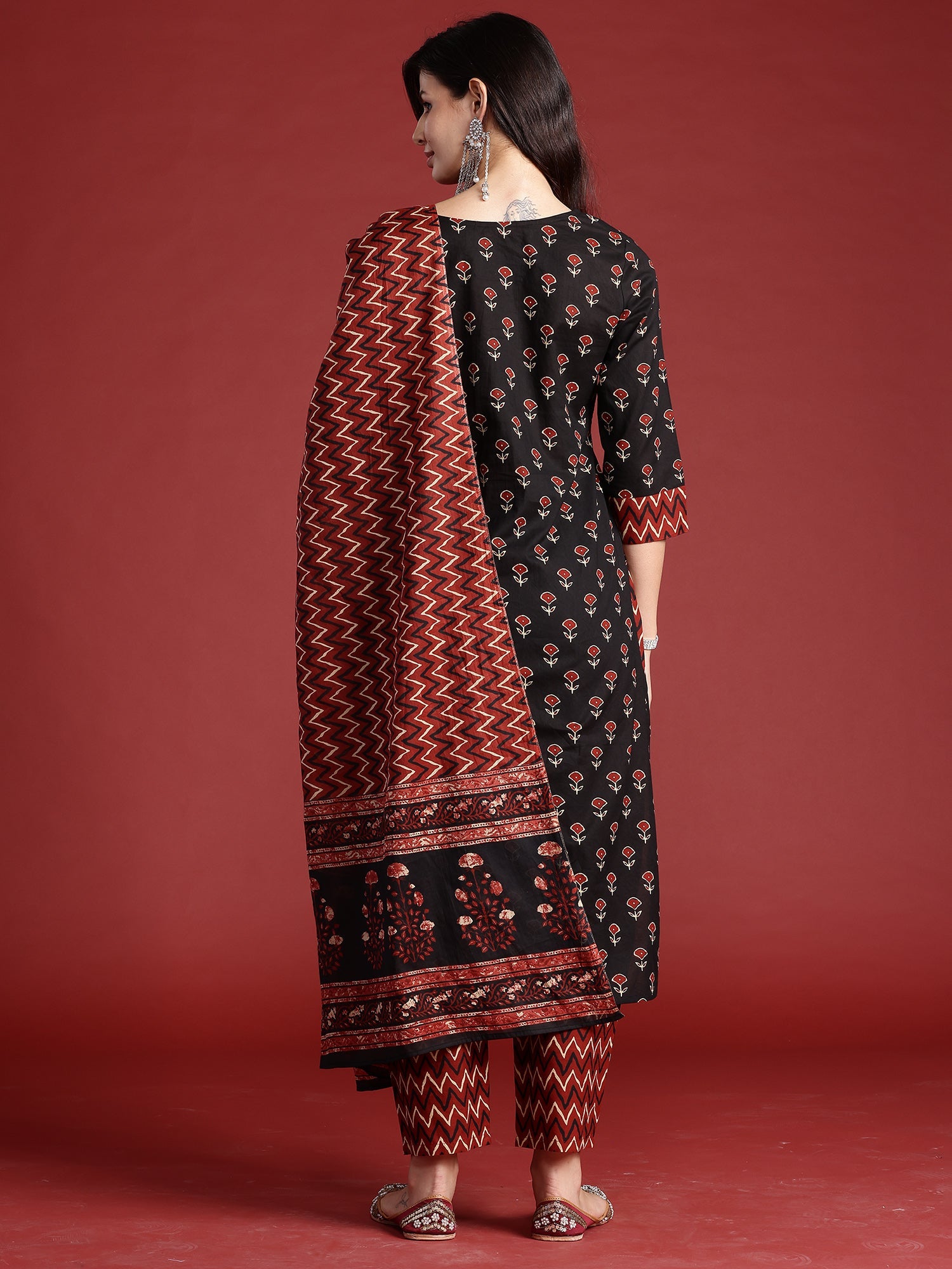 Women Black Printed Straight Kurta Trousers With Dupatta Set WomensFashionFun