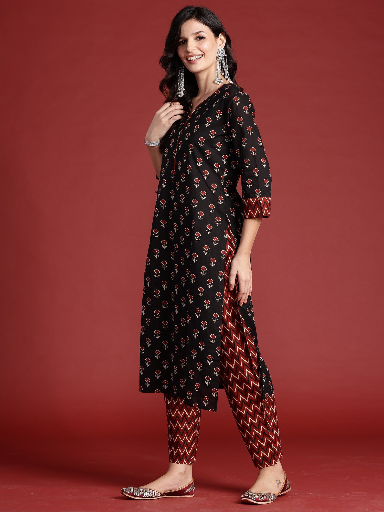 Women Black Printed Straight Kurta Trousers With Dupatta Set WomensFashionFun