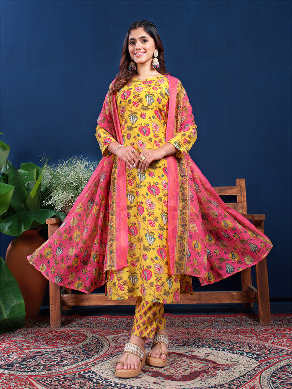 Women's Yellow Cotton Blend Floral Printed  Kurta Set With Dupatta