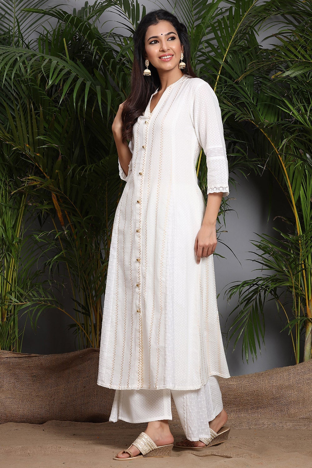 Women White Cotton Dobby Woven Design Kurta