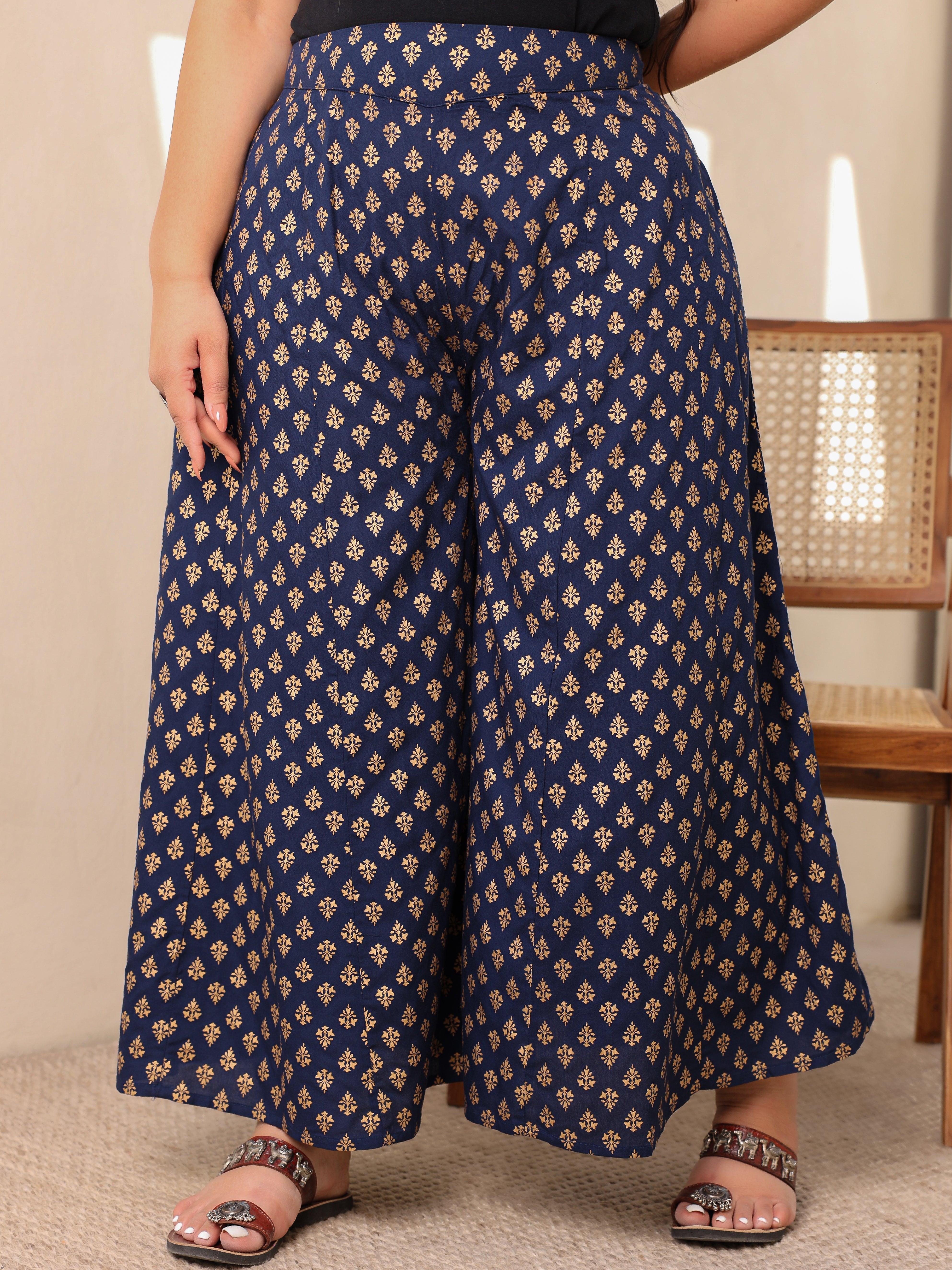 Women Navy Liva Printed Palazzo