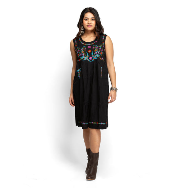 Women's embroidered dress | WomensFashionFun