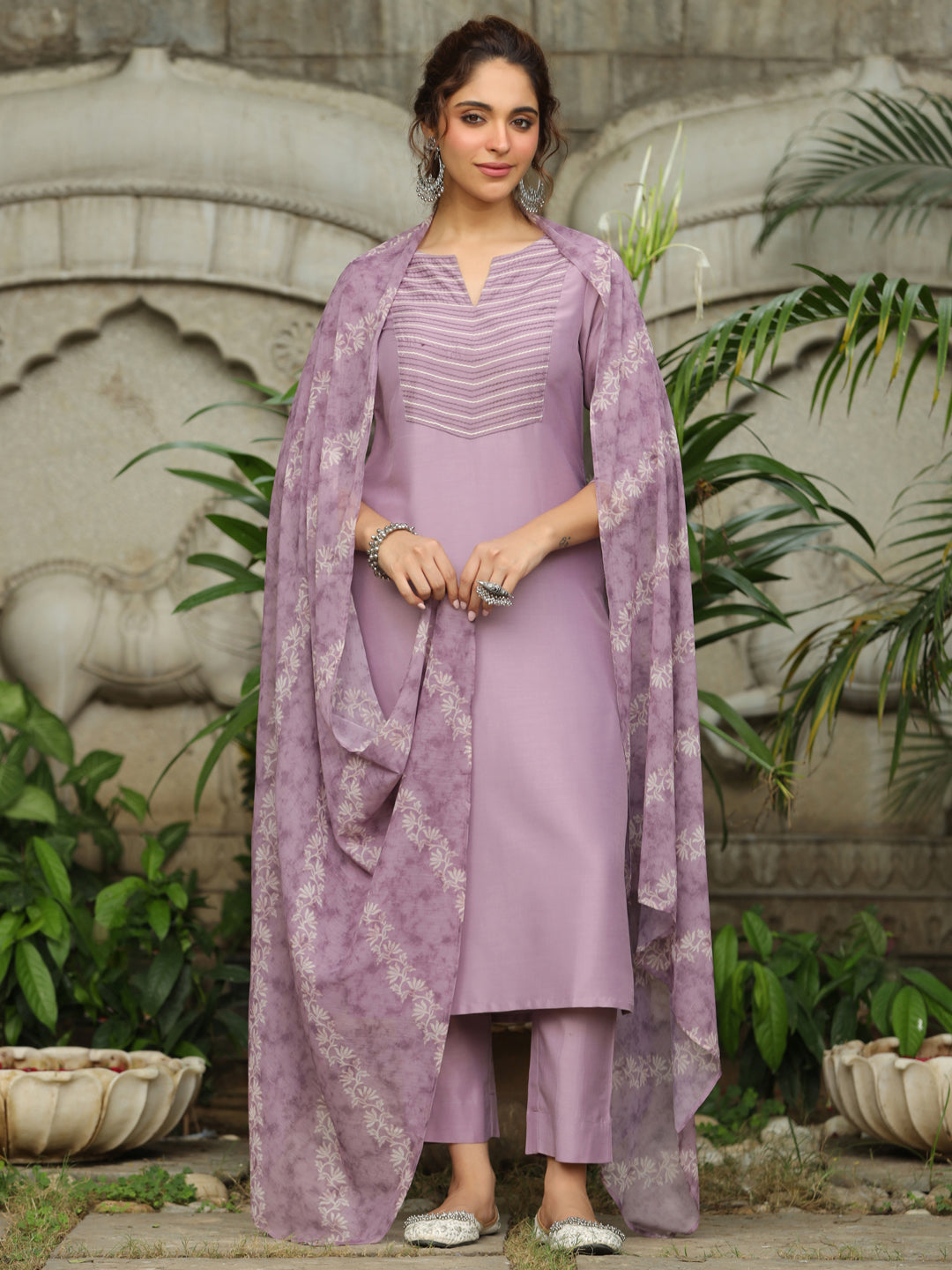 Women Silk Blend Lavender Kurta Set WomensFashionFun