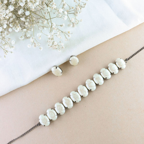 Glamorous Fashionable Eye-Catching Cream Beaded Choker and Earrings Set For Women/Girls (ML318Cr) | Womensfashionfun