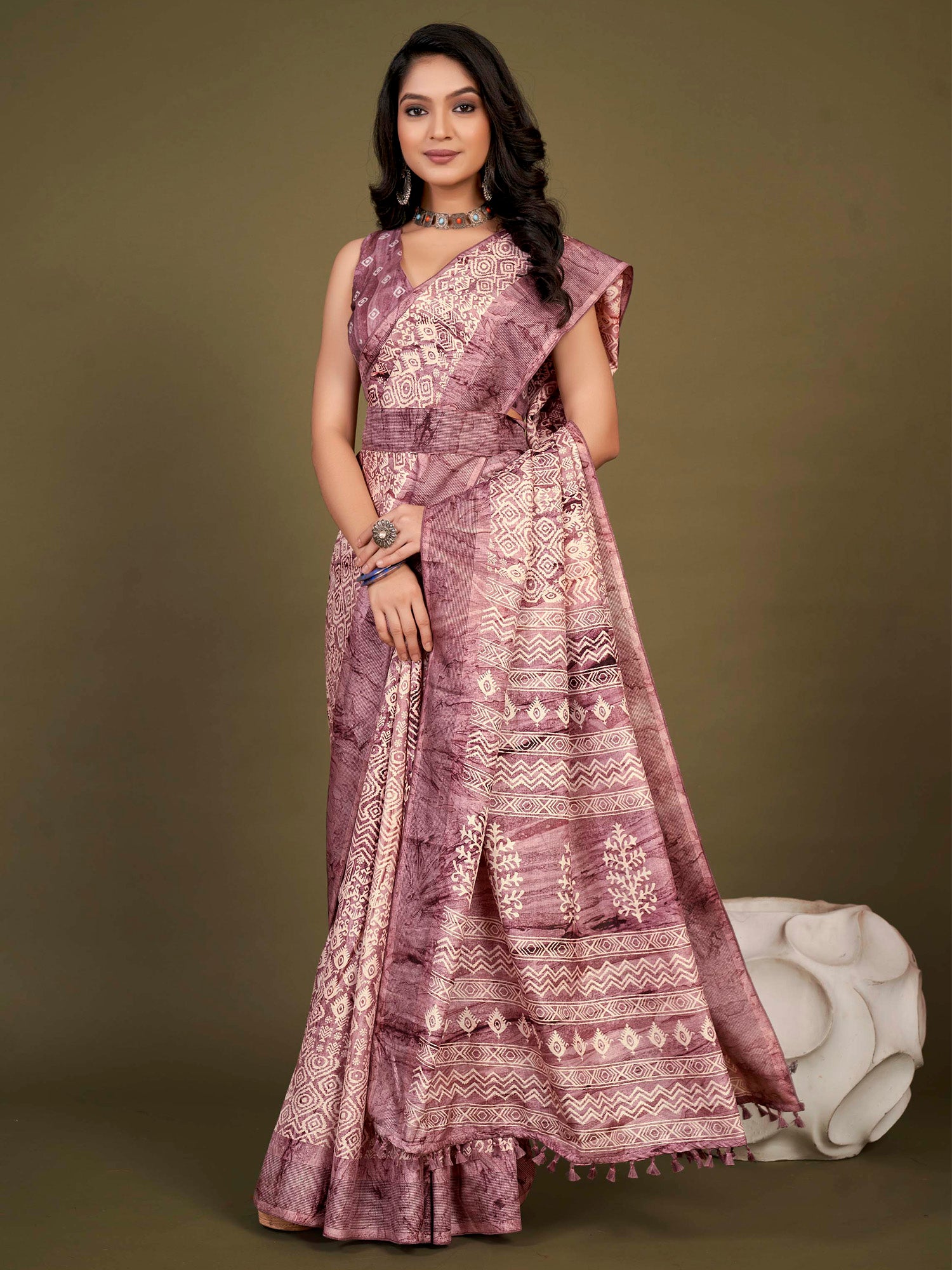 Women's Manipuri Silk Mauve Printed Designer Saree With Blouse Piece