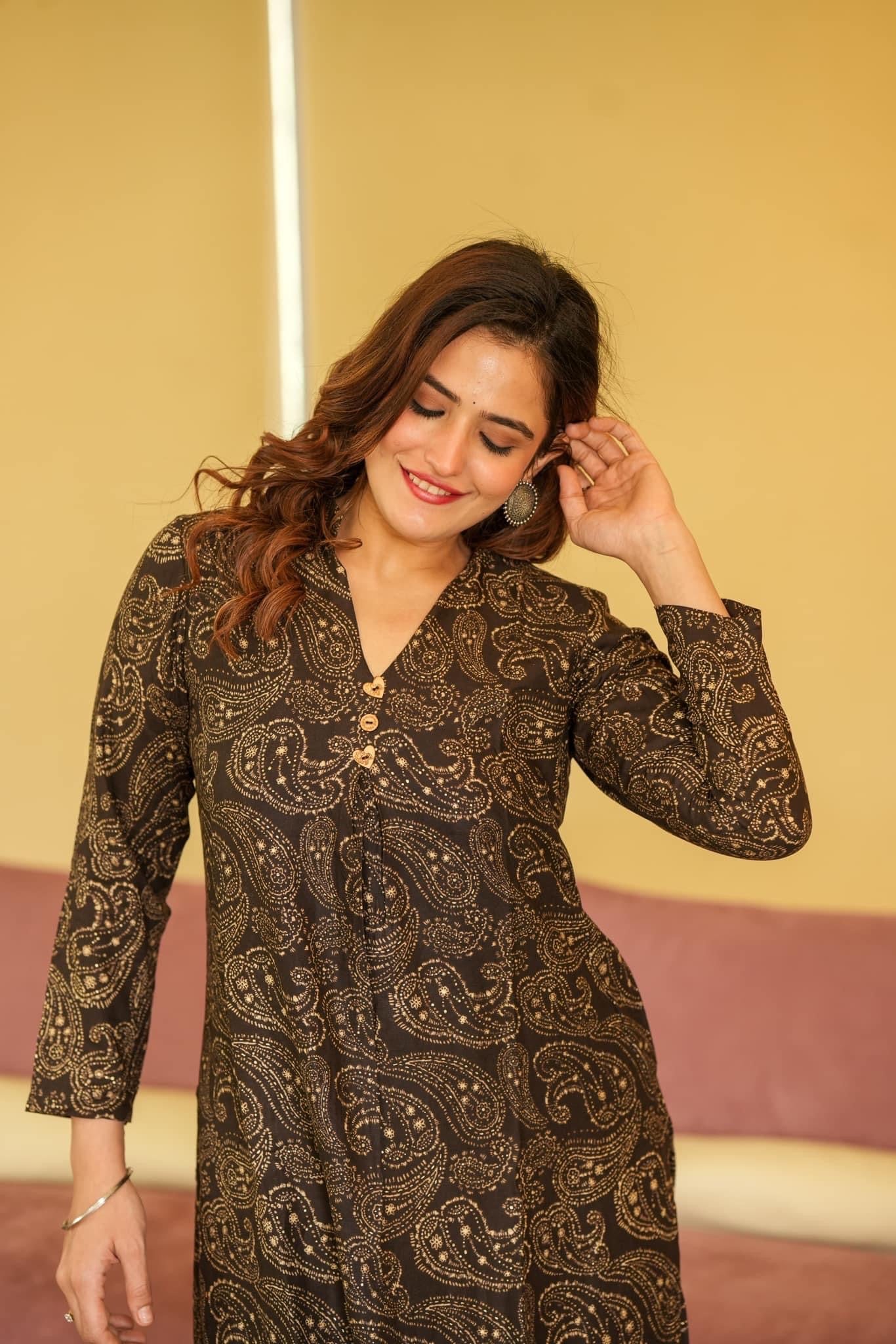 Woman Brown Black Pure Maslin  Heavy Digital Printed Kurta Set WomensFashionFun