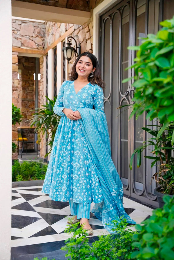 Women Bright Blue Pure Maslin  Heavy Digital Printed Kurta Set With Dupatta WomensFashionFun