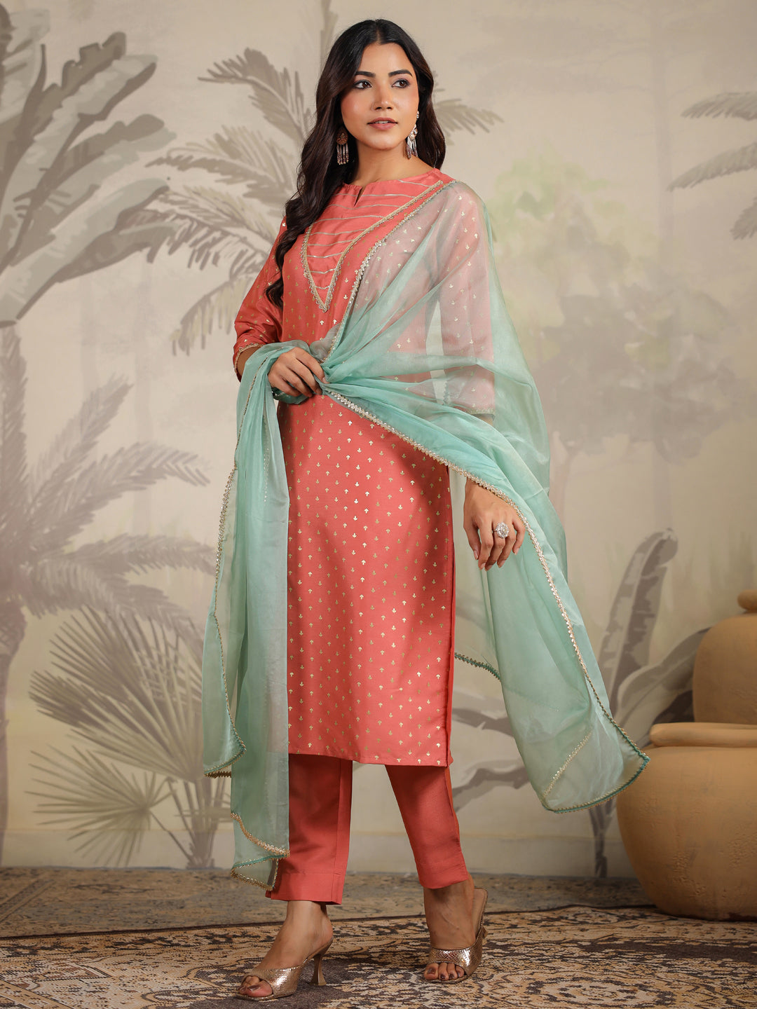 Women Silk Blend Peach Kurta Set WomensFashionFun