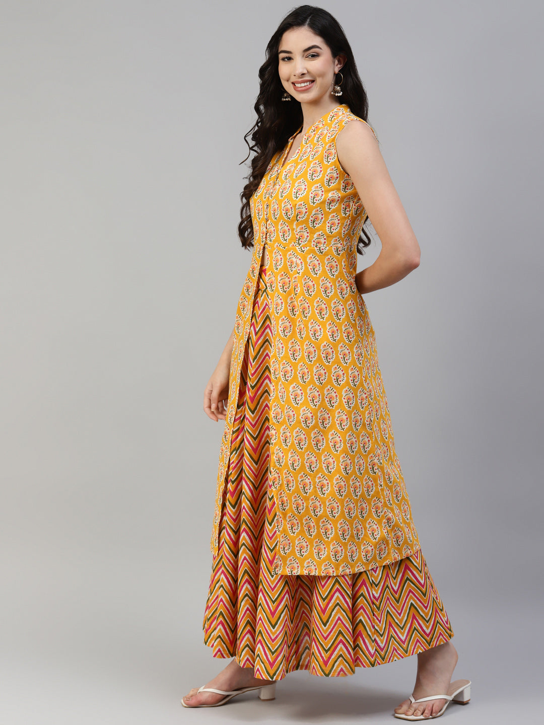 Women Yellow Printed High Slit Pure Cotton Sleeveless Kurta with Skirt WomensFashionFun.com